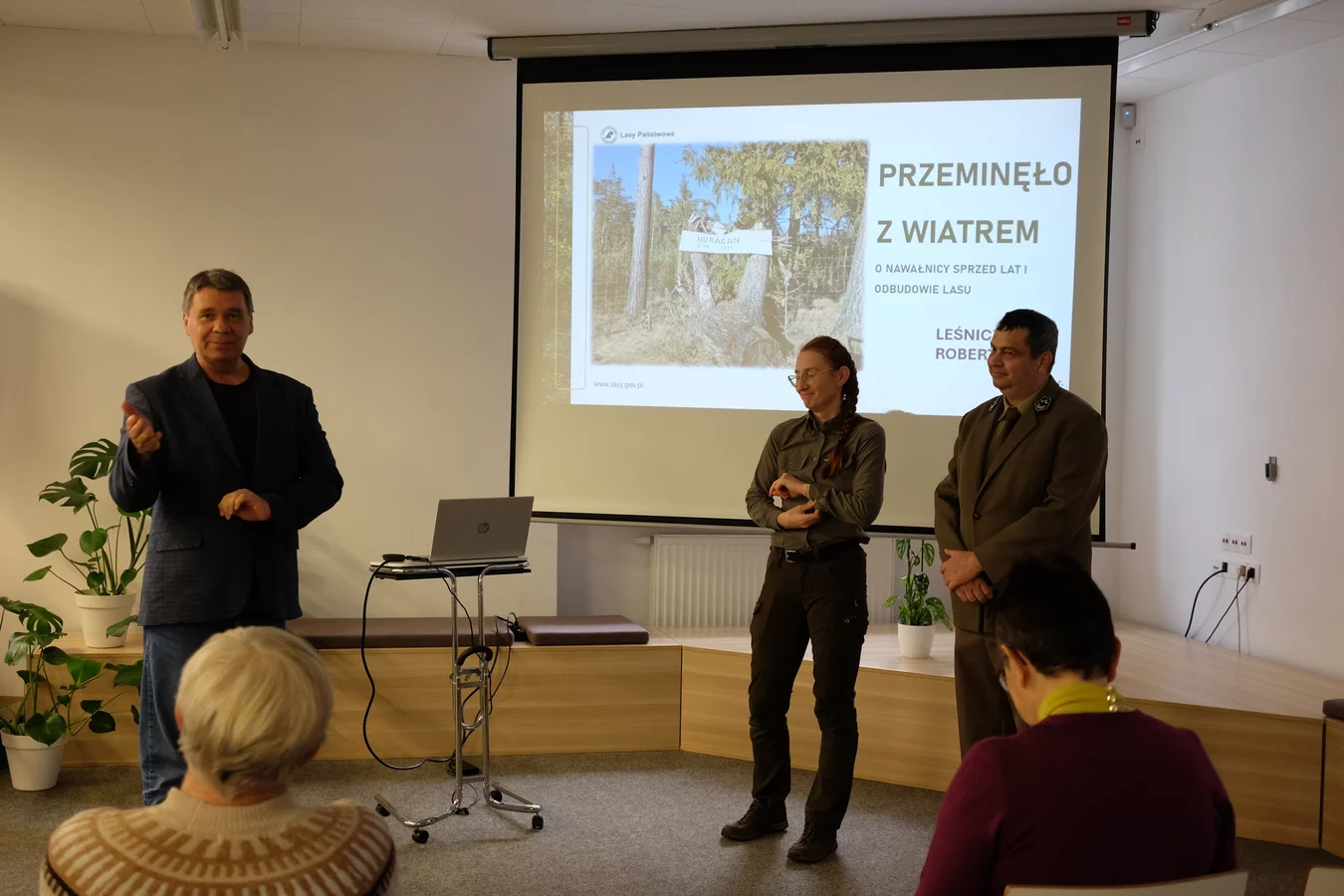 Jak odbudować las? - relacja ze spotkania