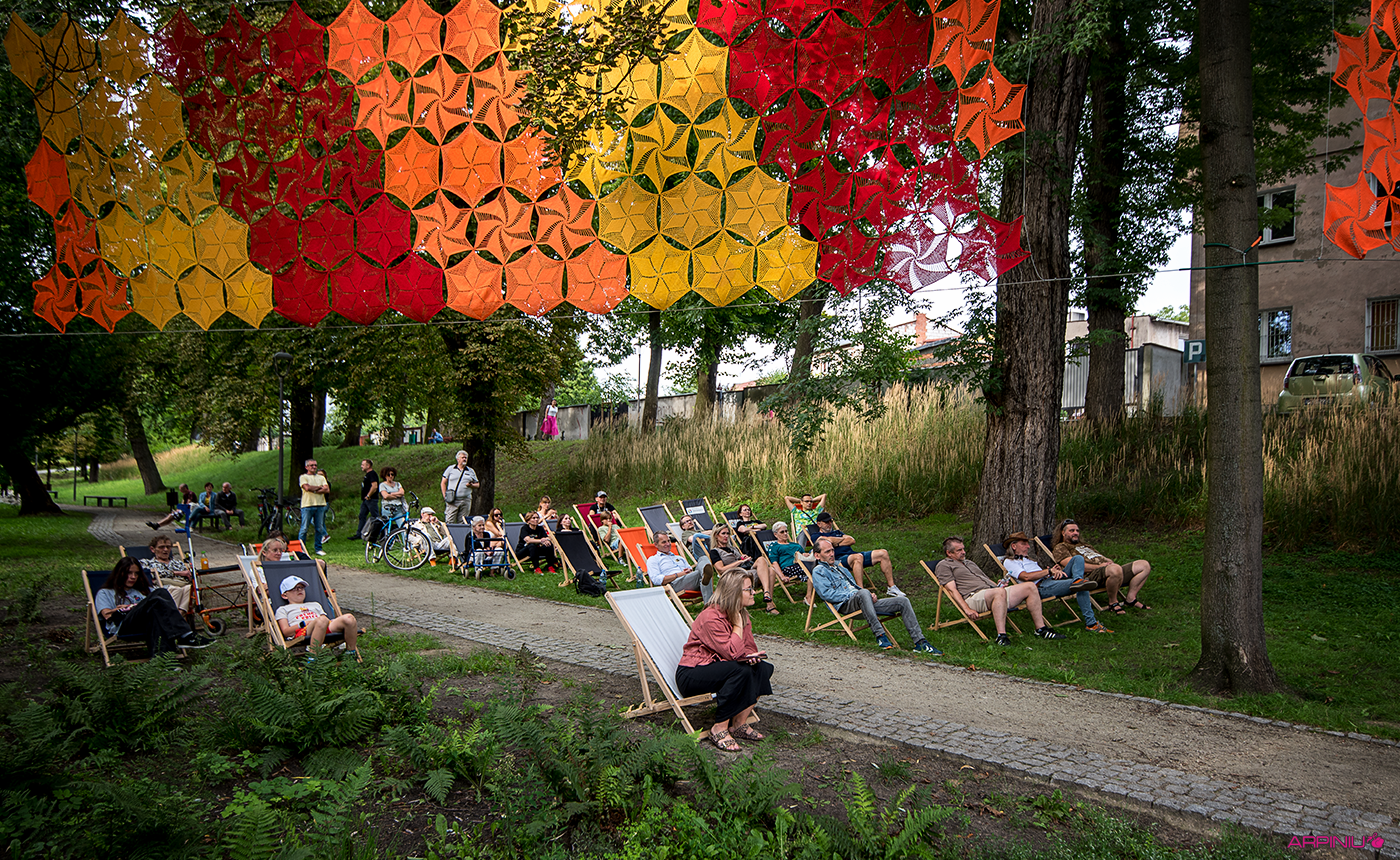 Z płytoteki w plener, czyli historia jednej płyty