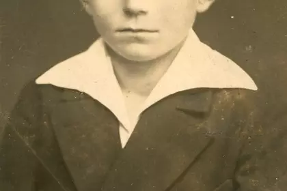 Bolesław Mocek. Zdjęcie wykonano w czasie nauki w III klasie gimnazjum w Kościanie. Październik 1932 roku 