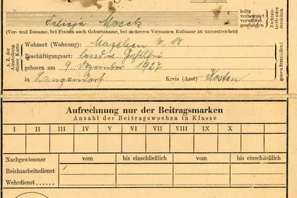 Invalidenversicherung - karta ubezpieczenia. Kiedy Felicja Mocek przebywała w III Rzeszy, bauerka u której pracowała opłacała jej ubezpieczenie.