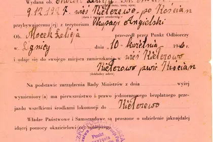 Przepustka wystawiona w Legnicy 10 kwietnia 1946 roku, uprawniająca do jednorazowego bezpłatnego przejazdu wszelkimi środkami lokomocji z Legnicy do miejsca zamieszkania