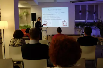 zdjęcia z Nocy Bibliotek w kościańskiej bibliotece